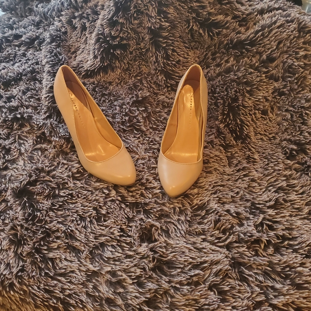 Lauren Conrad Nude Pump